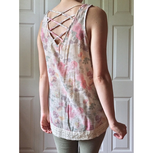 Eyelash Couture Floral Criss-Cross Back Tank - Picture 2 of 4